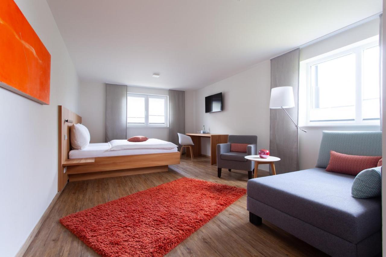 Storchen Restaurant Hotel Бад-Кроцинген Экстерьер фото